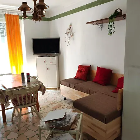 Casa Cicognola Between River And Magic 아파트